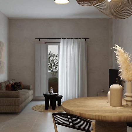 Santorini Family Apartments Kamári Eksteriør billede